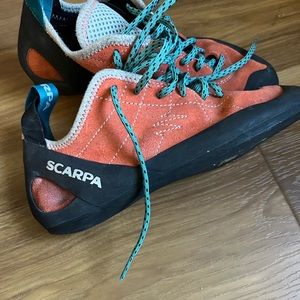 Scarpa Helix Climbing Shoes Rock climbing  Women’s 7.5